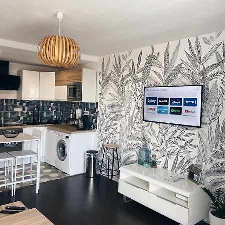 New: Appartement Tout Confort + Parking Gratuit Amiens Exterior foto
